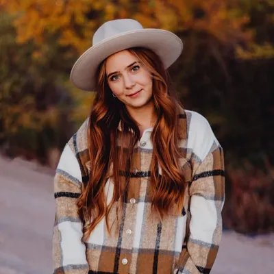 CORINNE FRYE profile