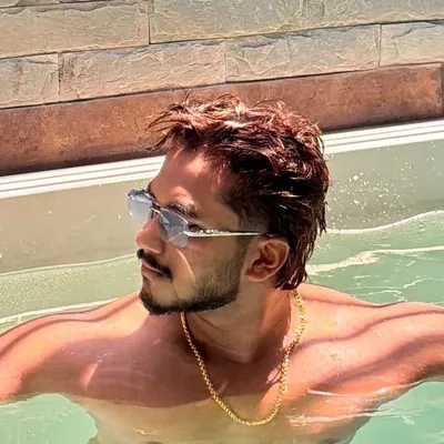 Rishal Here | lifestyle & travel profile