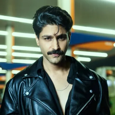 Rishi Saxena profile