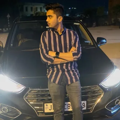 Rishi -Social Media Marketing profile