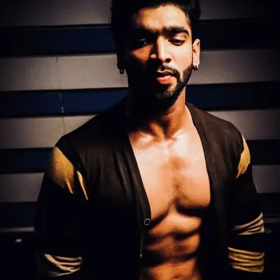 Rishi Tiwari profile