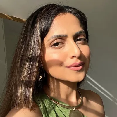 Dr Riti profile