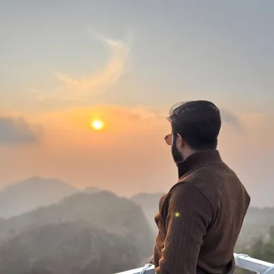 Ritik Thakur profile