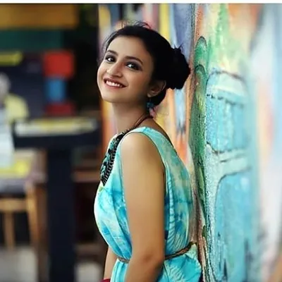 Ritika Shrotri Fc profile