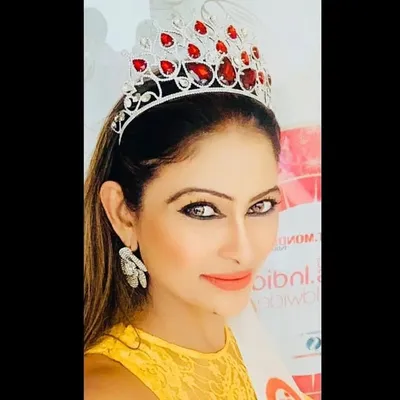 Ritika Pathak profile