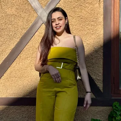Ritika Karan Suri profile