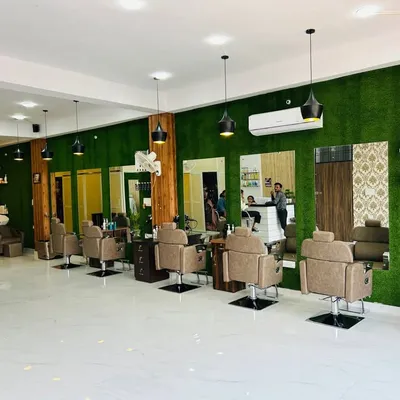 Ritu’s salon profile