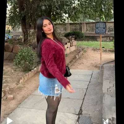 Riya Thakur profile