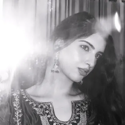 riya profile