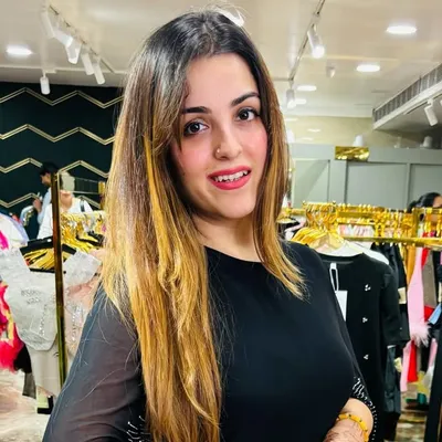 Riya Closet profile