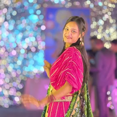 Riyaa🤍 profile