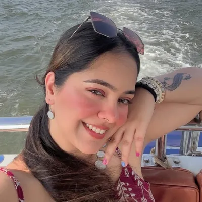 Riya Aggarwal✨ profile