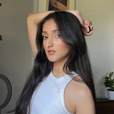Riza Mukherjee