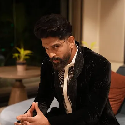 RJ Glenn Saldanha profile