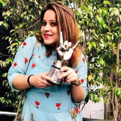 RJ Heena profile
