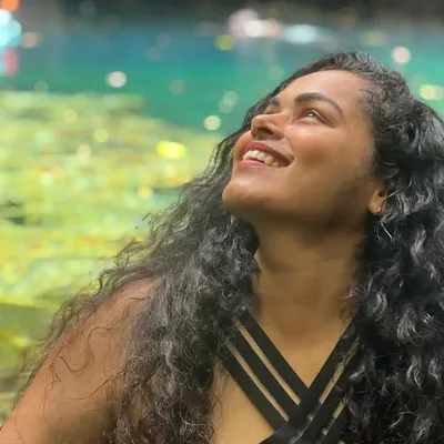 RJ Kirthana profile