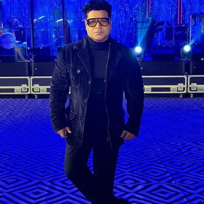 Rj Naveen โ๏ธโญ๐ profile