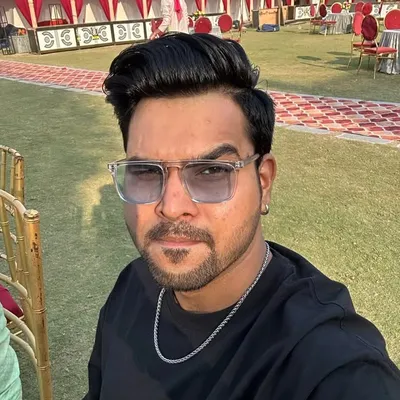 SHIVV OM profile