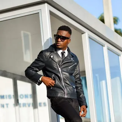 Rob F- juste profile