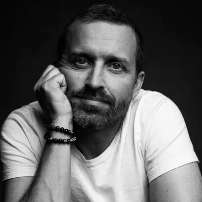 Rob Benedict profile