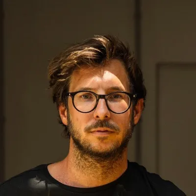 Robert Comploj profile