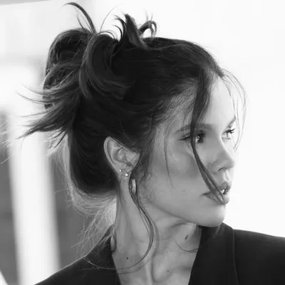ROBERTA FREIRE profile
