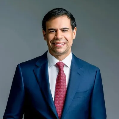 Roberto Ángel Salcedo profile
