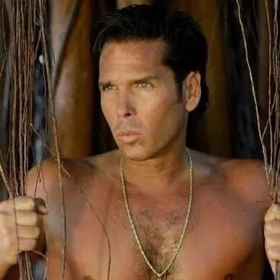 Roberto Palazuelos profile