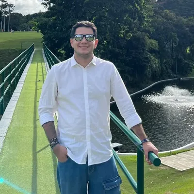 Roberto G. Peñuela profile