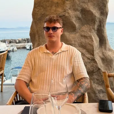 Robin Luca Kehr profile