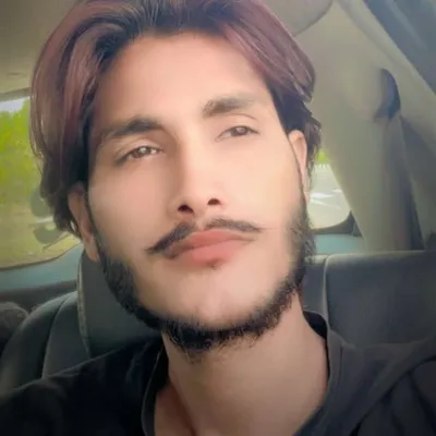 Rᴏʙɪɴ Bᴀʙᴀ ( MeEnA) profile
