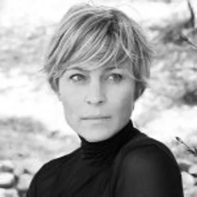Robin Wright profile