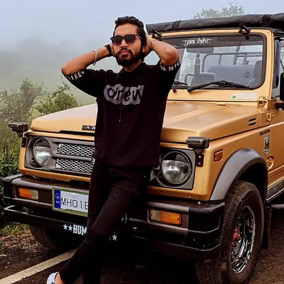 Robîn Gupta profile