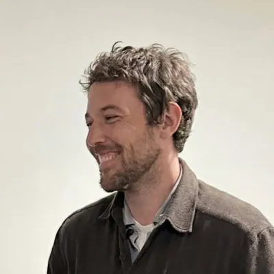 Robin Pecknold profile