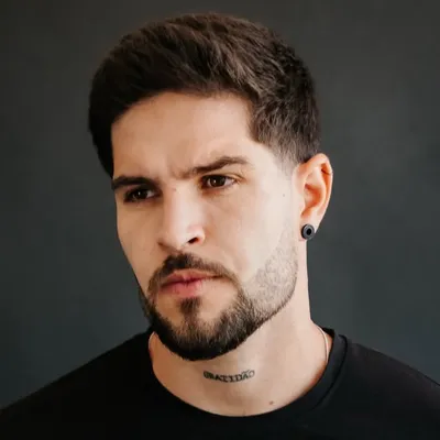 Robson Roger profile