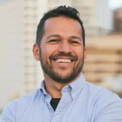 Robson Santiago profile