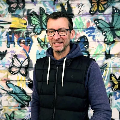 Rob Tarren profile