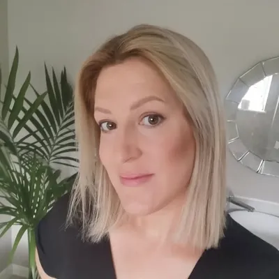 Robyn Seviour profile