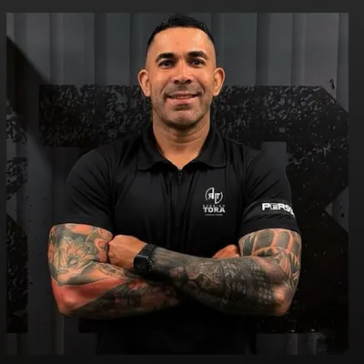 RODRIGO TORA | PERSONAL TRAINER profile