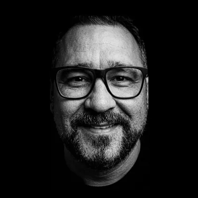 Rogério Rezende⚡ profile