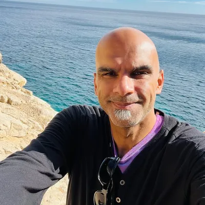 Roger Shah profile
