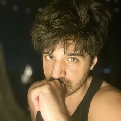 Rohan Pherwani profile