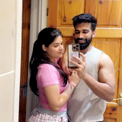 Mr Mrs Gupta profile