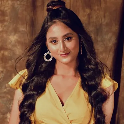 Rohini 🤍 profile