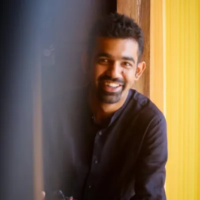 Rohit Srivastav | Food,Travel & Lifestyle profile