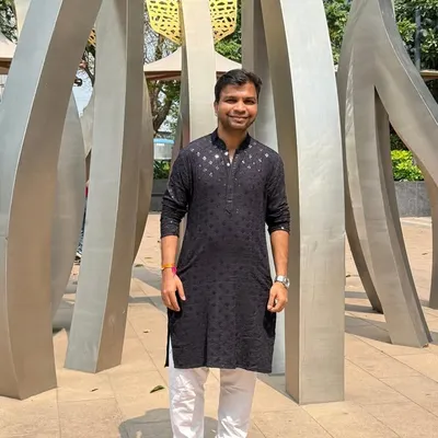 Rohit Food & lifestyle Vlogs🇮🇳🇮🇳(🎯1M) profile