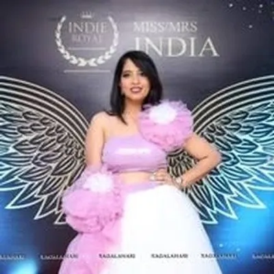 Roli Tripathi profile