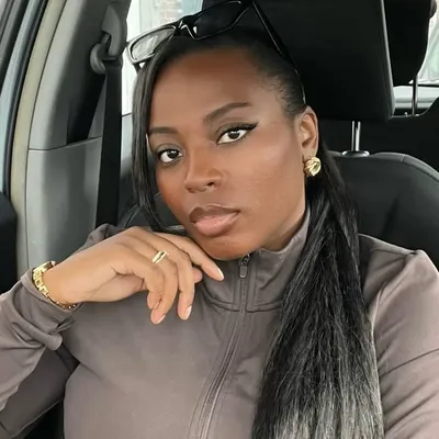 Céline 🤎 profile