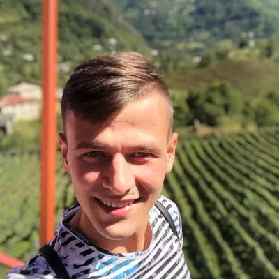 Роман Драга profile