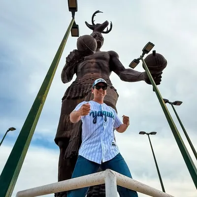 ROMEO TAPIA profile